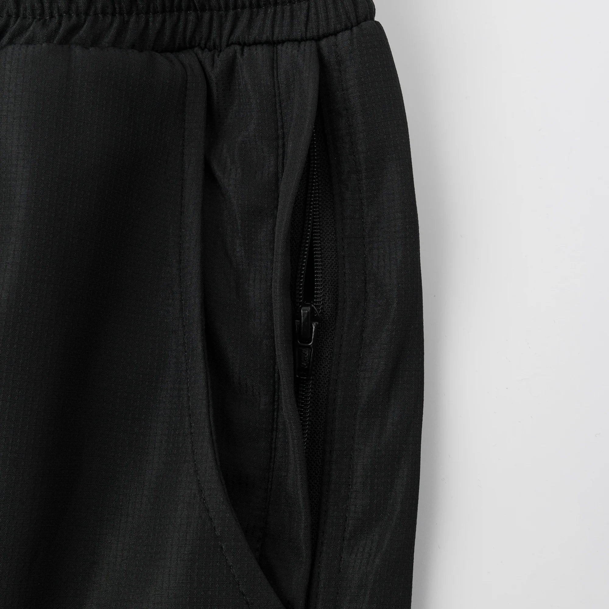 MERTRA TECH SHORTS 