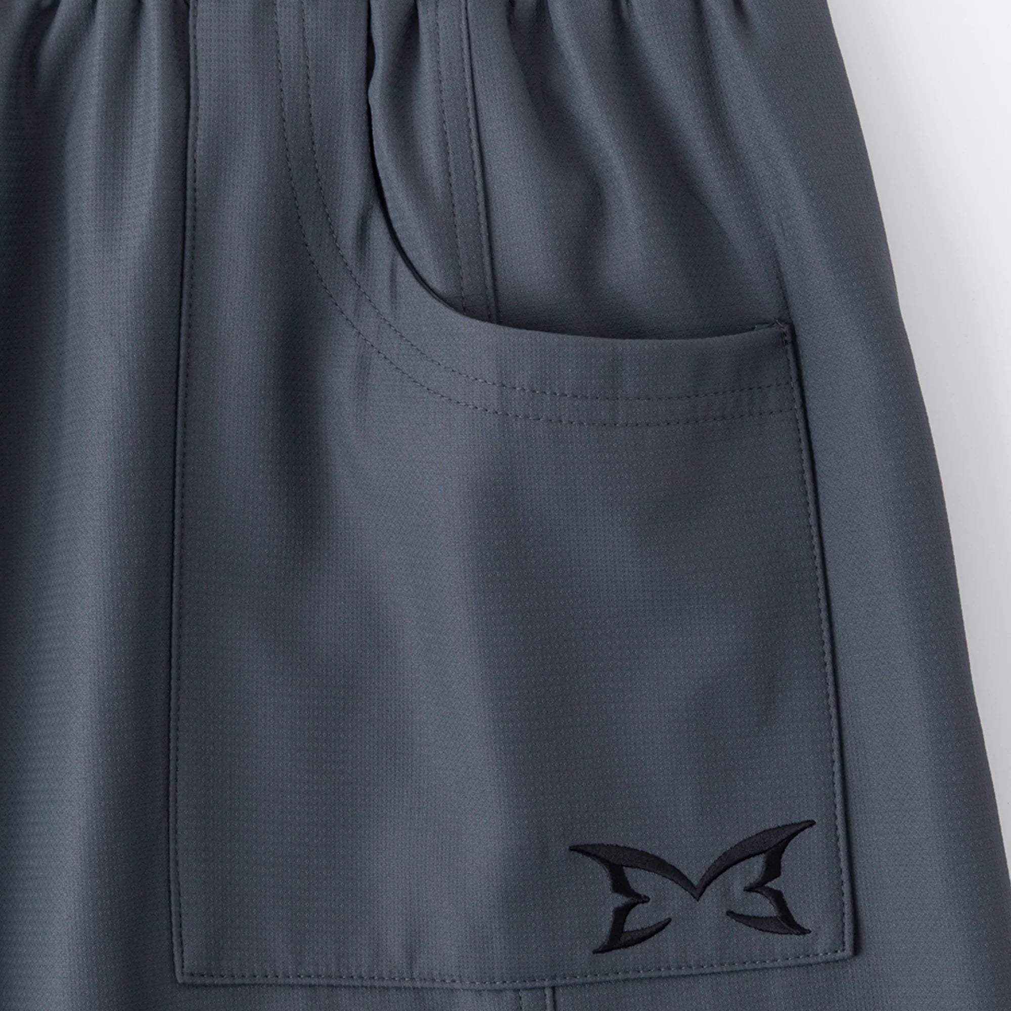 MERTRA TECH SHORTS (DARK GREY)
