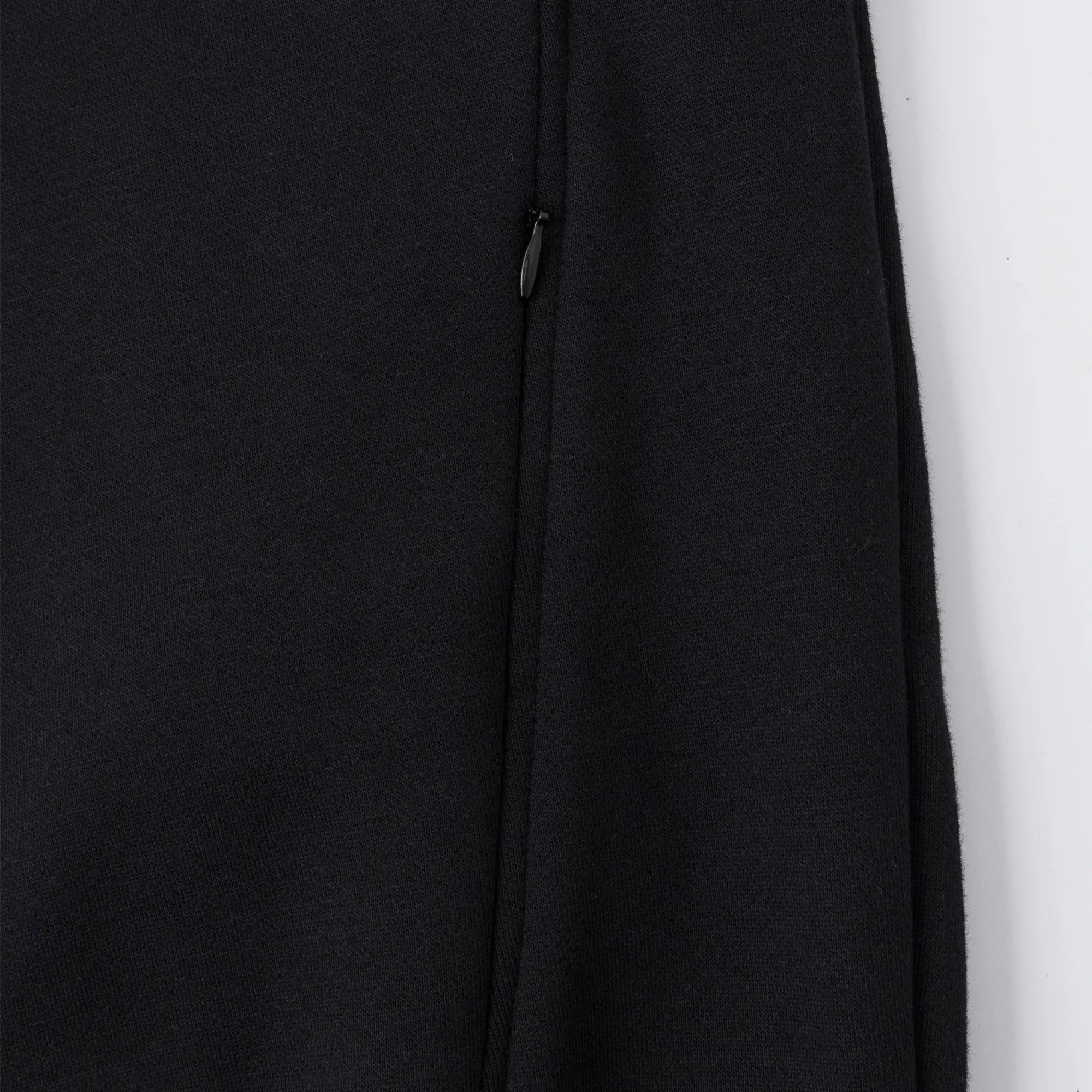 MERTRA x Umbro Warm Up Hood (Black/Pink)